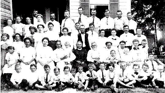 Schubert famiily in Geronimo Texas probably about 1913